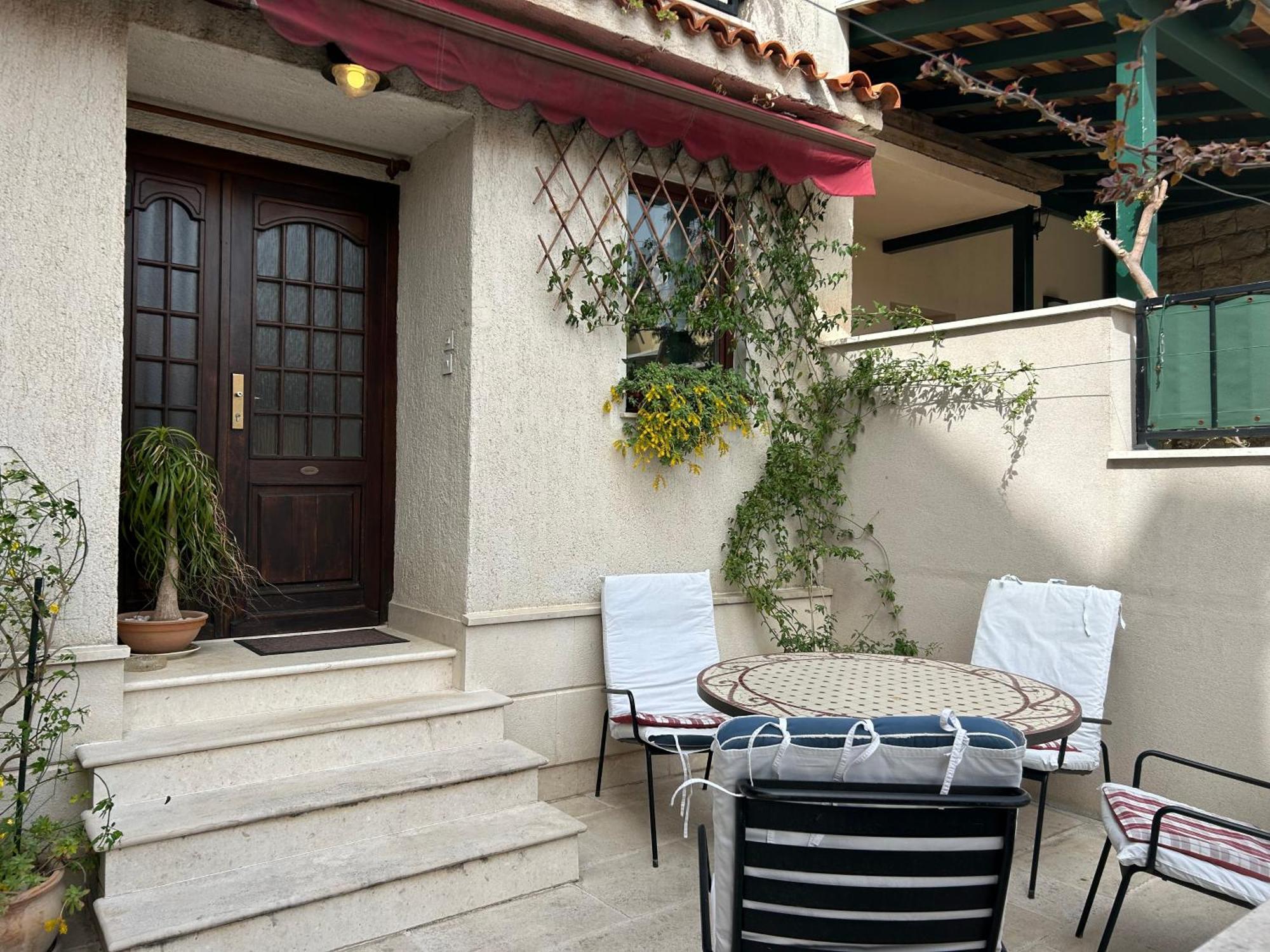 Maison d'hôtes Fjaka 3*